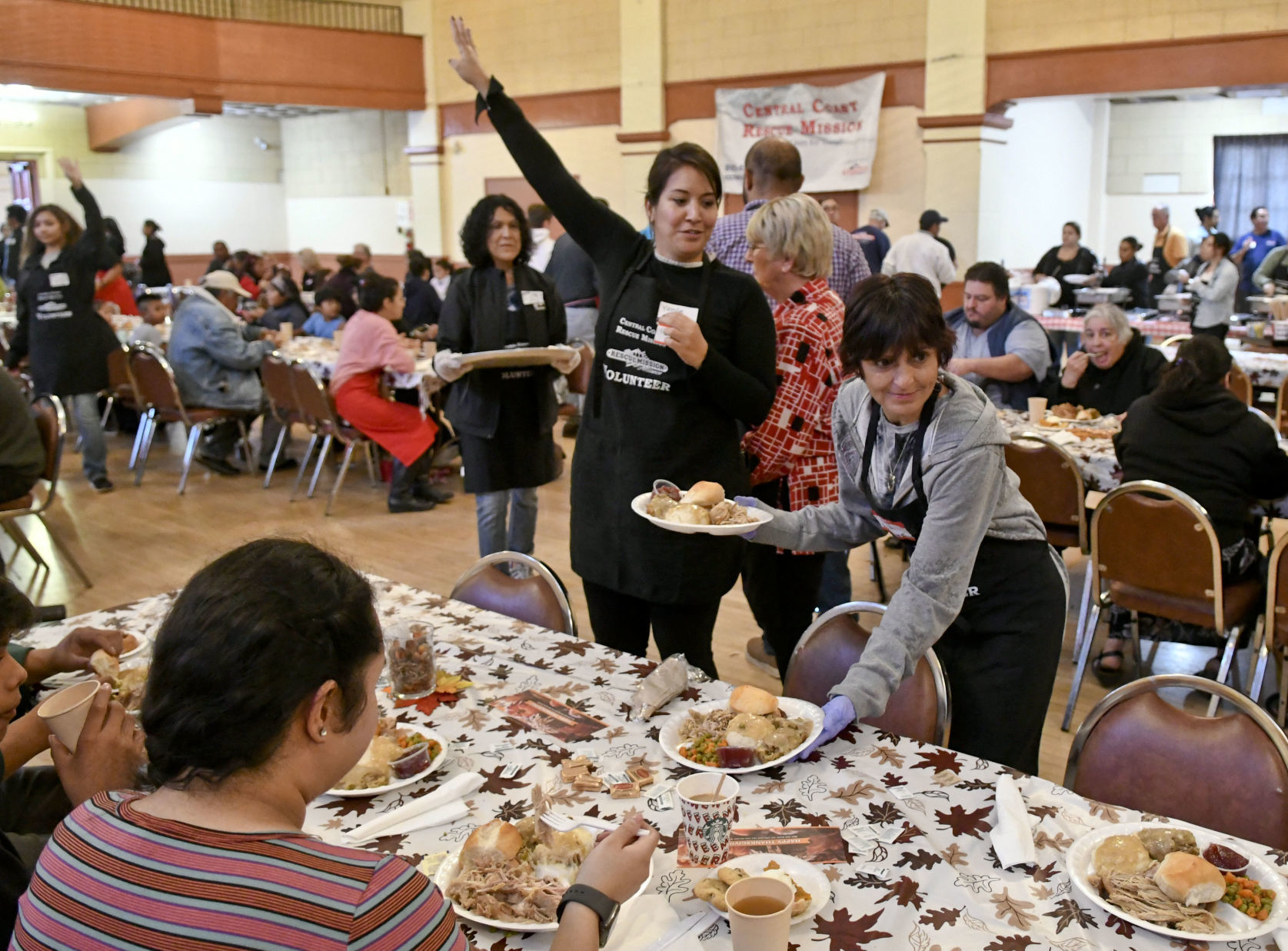 112219 Rescue Thanksgiving 14.jpg